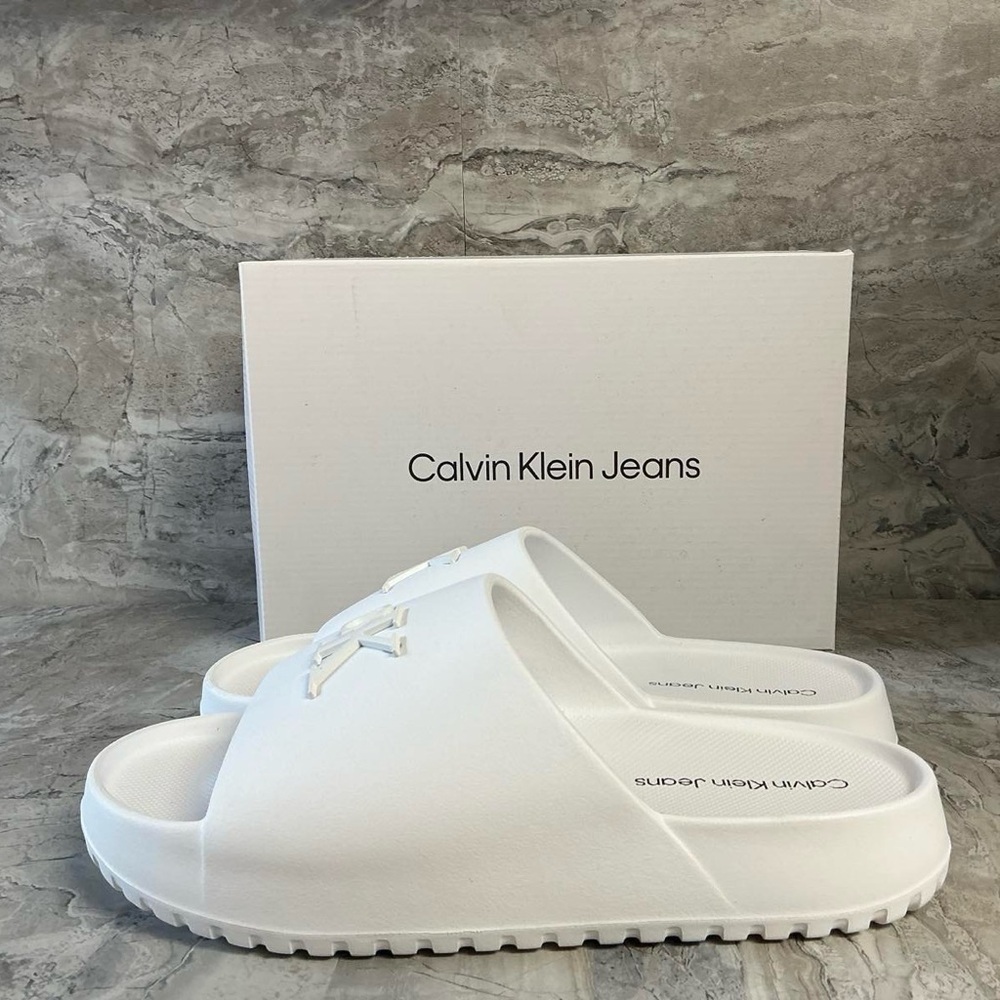 Calvin Klein Nanzey womens Sandal - Picture 5 of 7